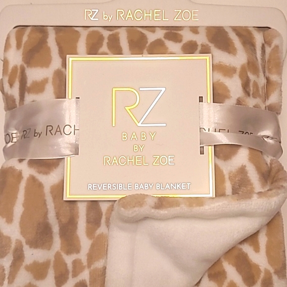 Rachel Zoe Baby Blanket Reversible Giraffe Animal Print RZ Baby Nursery Gift - Picture 6 of 17